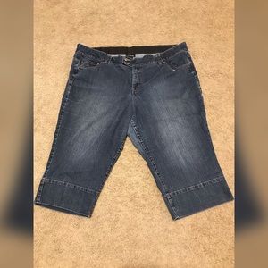 Capri Jeans